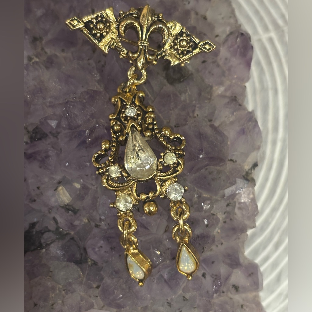 Signed Florenza Brooch 39$